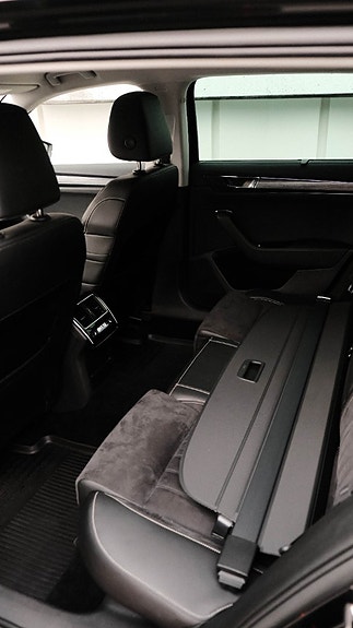 Skoda Superb 14 of 30