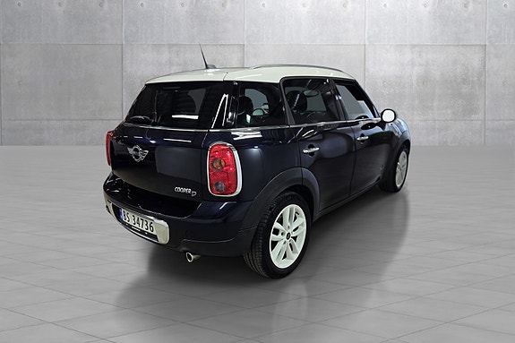 MINI Countryman SE 4 of 5