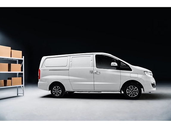 JAC M3EV 4 of 9