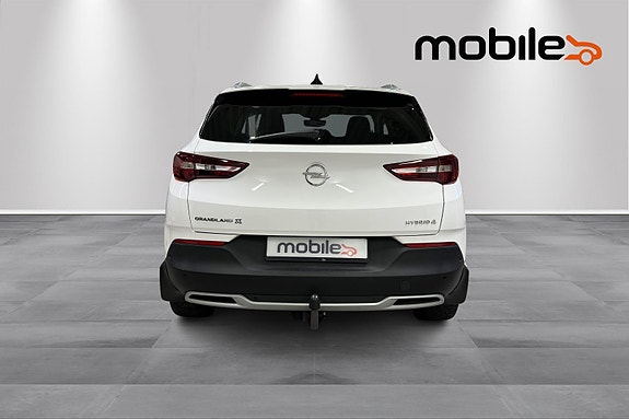 Opel Grandland X 4 of 28