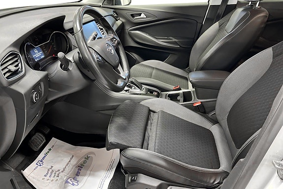Opel Grandland X 8 of 28