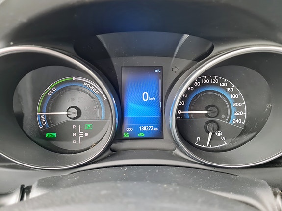 Toyota Auris 10 of 24