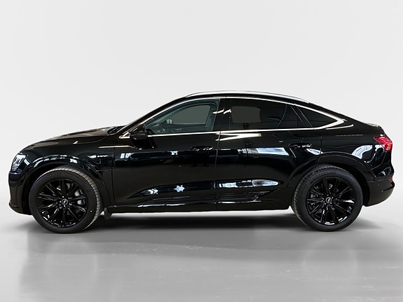 Audi e-tron Sportback 4 of 5