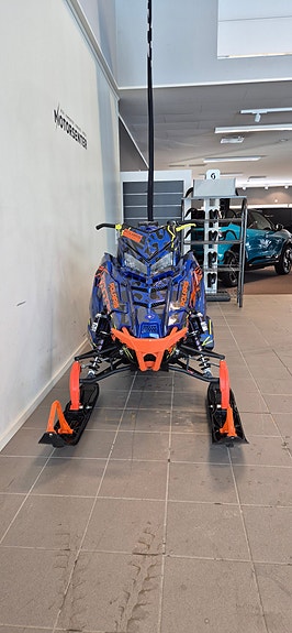 Polaris 850 RMK Khaos 4 of 5