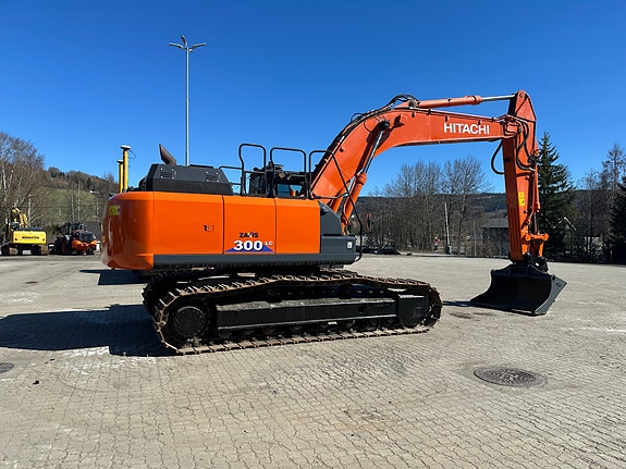 Hitachi ZX 300 LC-6, selges med ny godkjent årskontroll og GPS, Vi tar alt tenkelig i innbytte. Bare kom med forslag 3 of 5