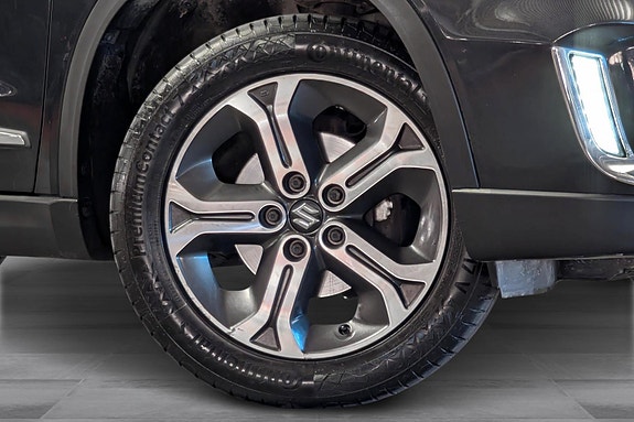 Suzuki Vitara 3 of 5