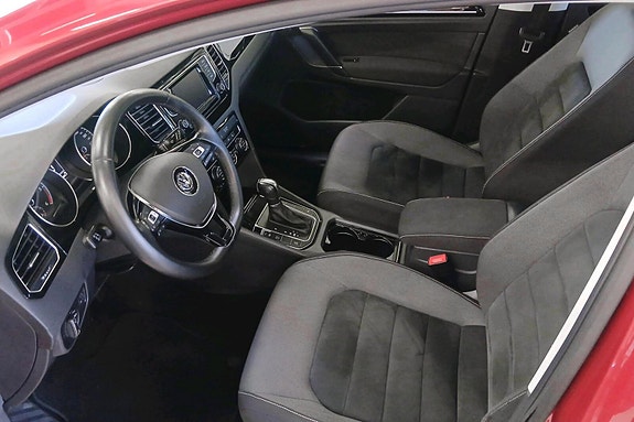 Volkswagen Golf Sportsvan 5 of 5