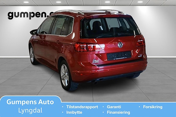 Volkswagen Golf Sportsvan 2 of 5