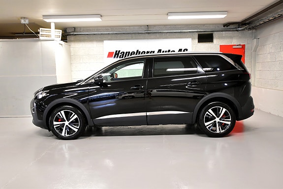 Peugeot 5008 2 of 30