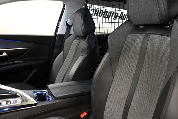 Peugeot 5008 25 of 30