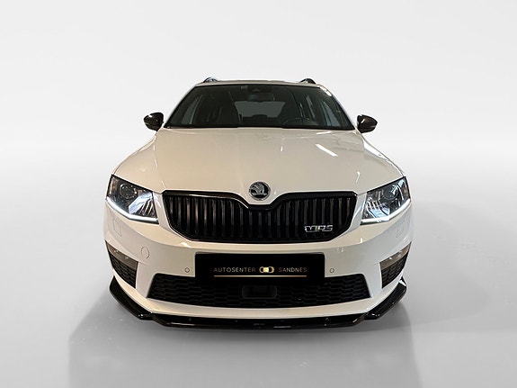 Skoda Octavia RS 2 of 5