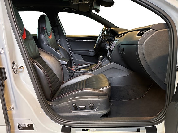 Skoda Octavia RS 13 of 30