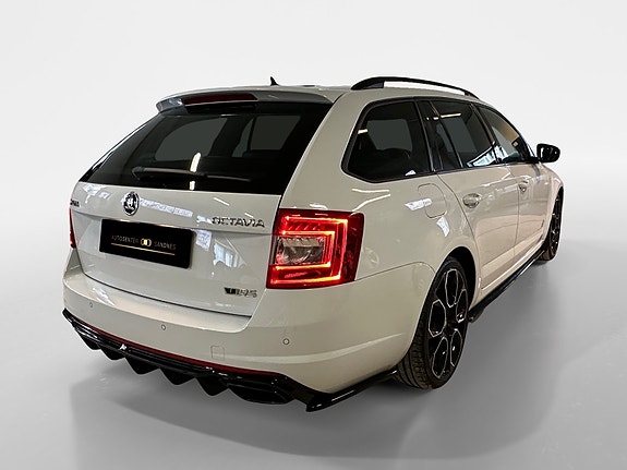 Skoda Octavia RS 7 of 30