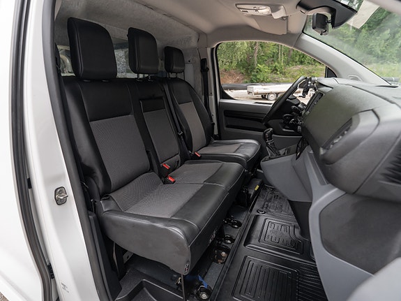 Toyota Proace 25 of 30