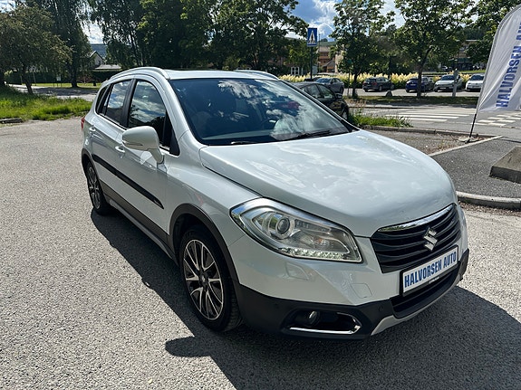 Suzuki SX4 S-Cross 4 of 5