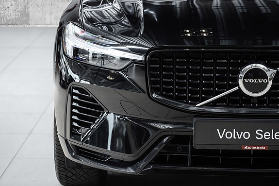 Volvo XC60 3 of 30