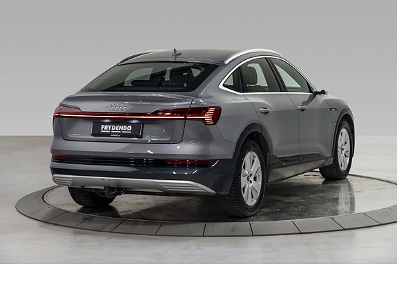 Audi e-tron Sportback 5 of 5