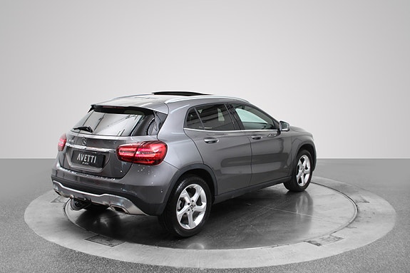 Mercedes-Benz GLA 5 of 5