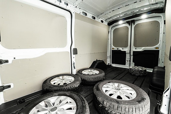 Ford Transit 20 of 22