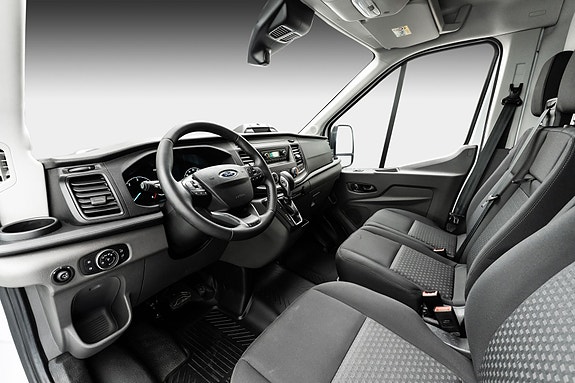Ford Transit 11 of 22
