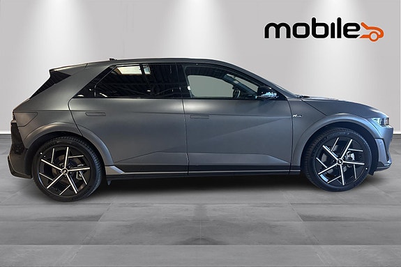 Hyundai Ioniq 5 2 of 28