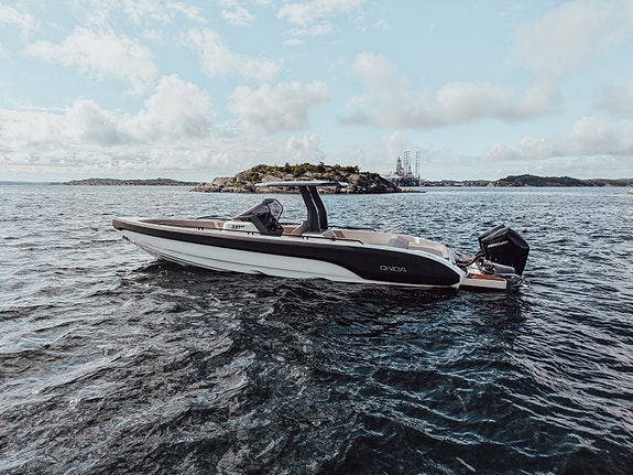 Onda GT331. Baugtrøster, 2 x ankervinsj, 130 motortimer, 56 knop! 5 of 5