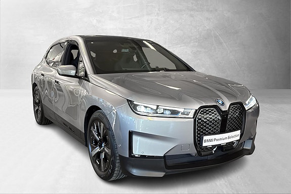BMW iX 3 of 5