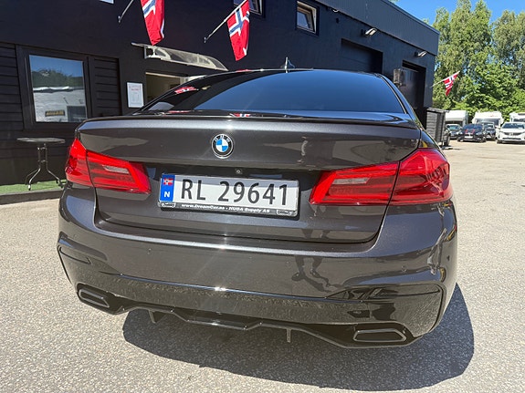 BMW 5-Serie 11 of 30