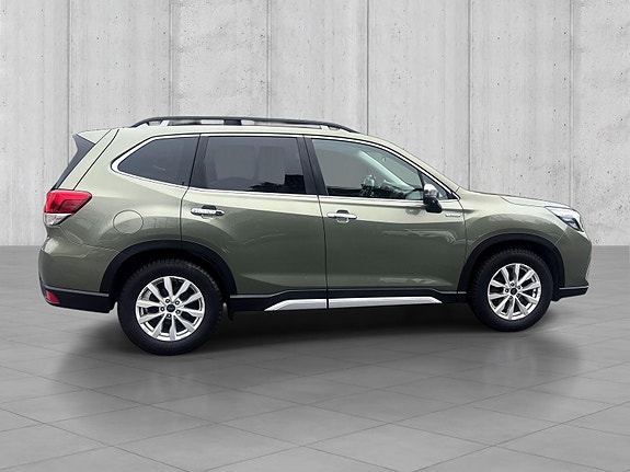 Subaru Forester 5 of 5
