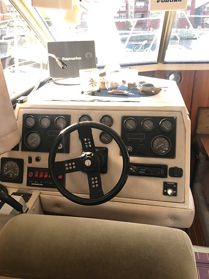 Fairline Corniche 31 6 of 8