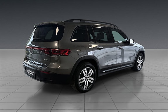 Mercedes-Benz EQB300 5 of 5