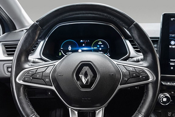 Renault Captur 16 of 24
