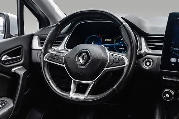 Renault Captur 15 of 24