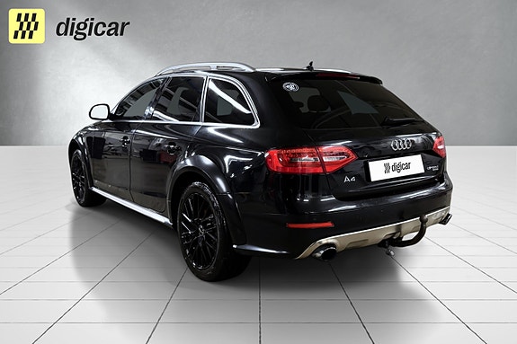 Audi A4 allroad 4 of 5
