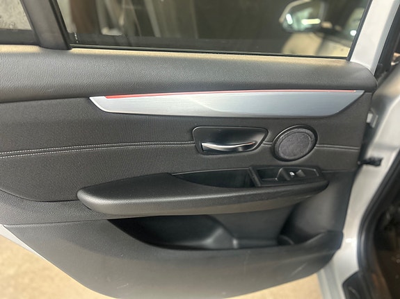 BMW 218d 15 of 30