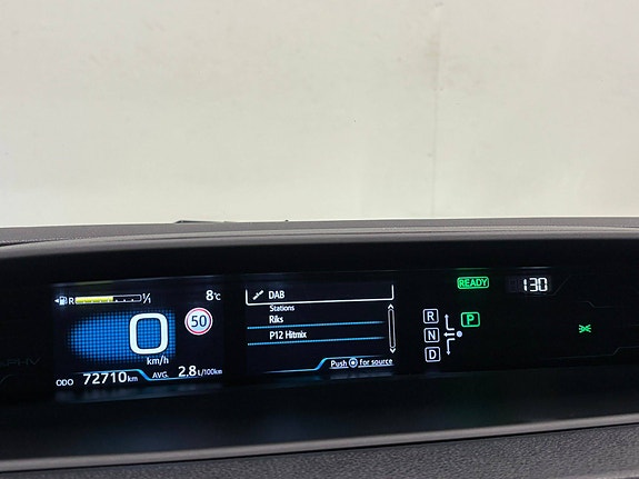 Toyota Prius Plug-in Hybrid 23 of 30