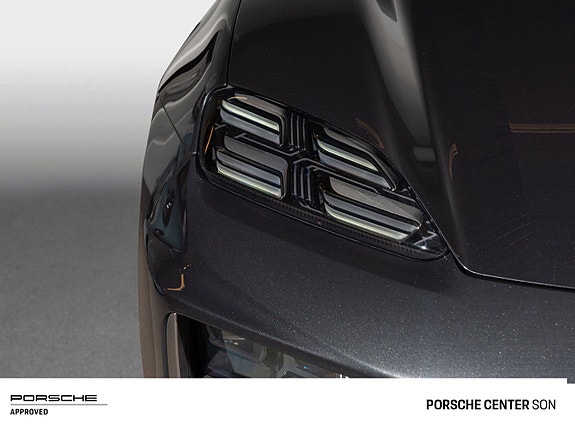 Porsche Macan 14 of 30