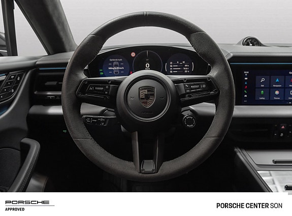 Porsche Macan 22 of 30