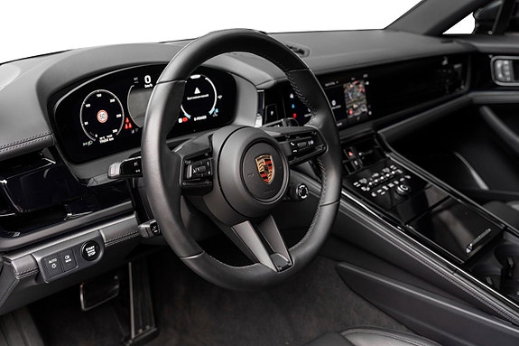 Porsche Panamera 22 of 30