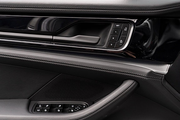 Porsche Panamera 19 of 30