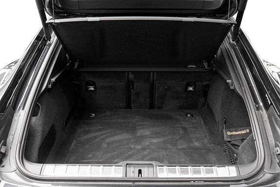 Porsche Panamera 29 of 30