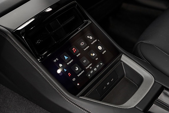 Porsche Panamera 27 of 30