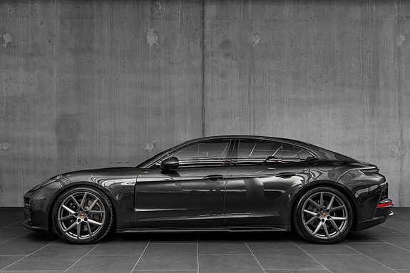 Porsche Panamera 2 of 30