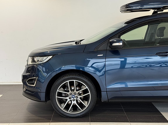 Ford Edge 4 of 5
