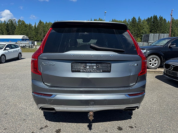 Volvo XC90 4 of 5