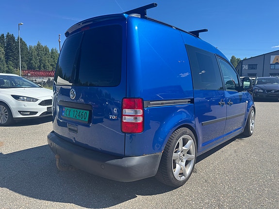 Volkswagen Caddy 4 of 5