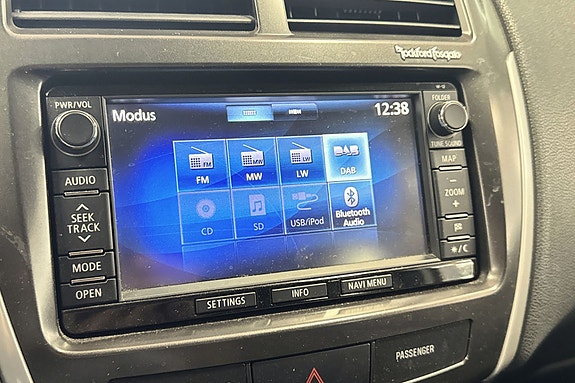 DAB-radio og Bluetooth.