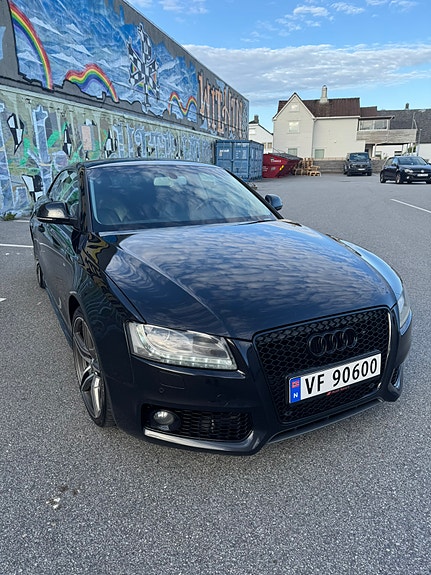Audi A5 3 of 25