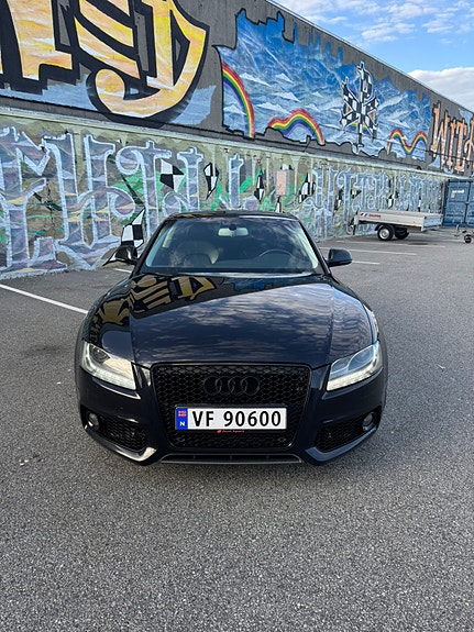 Audi A5 2 of 25