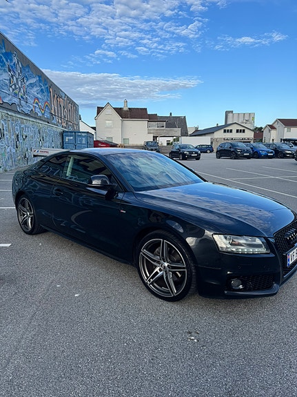 Audi A5 4 of 25